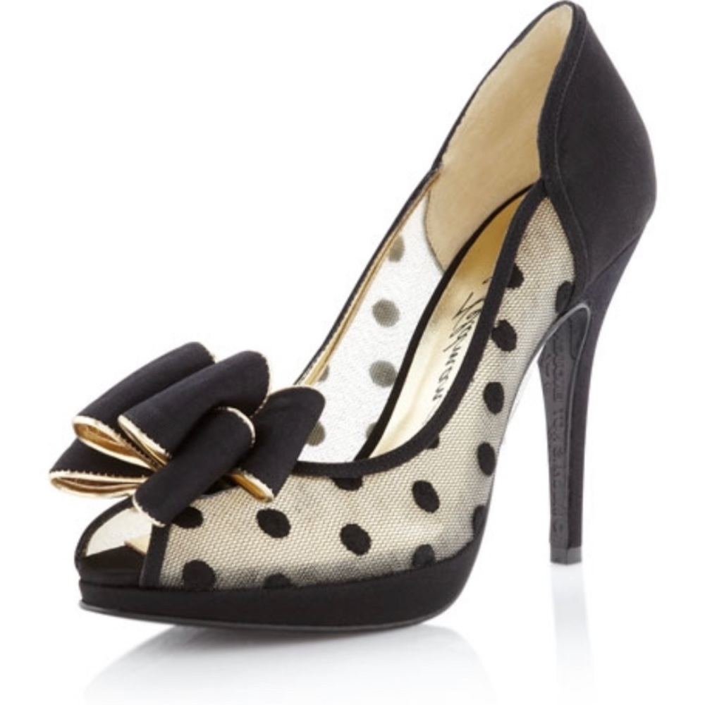 Beverly Feldman Heels 👠 size 8
